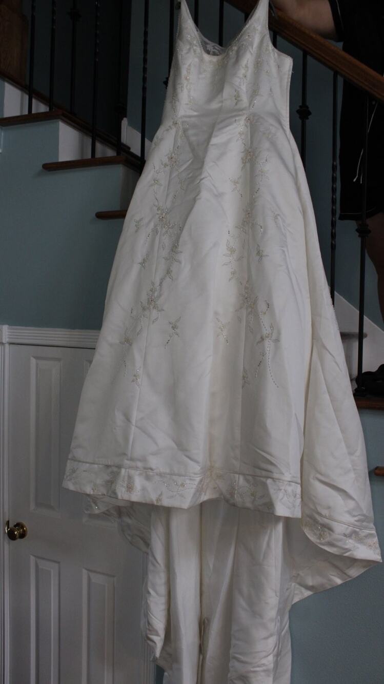 VTG Impression Bridal by Zurc Sz 20 Beaded Embroidered Ivory Wedding Dress Train